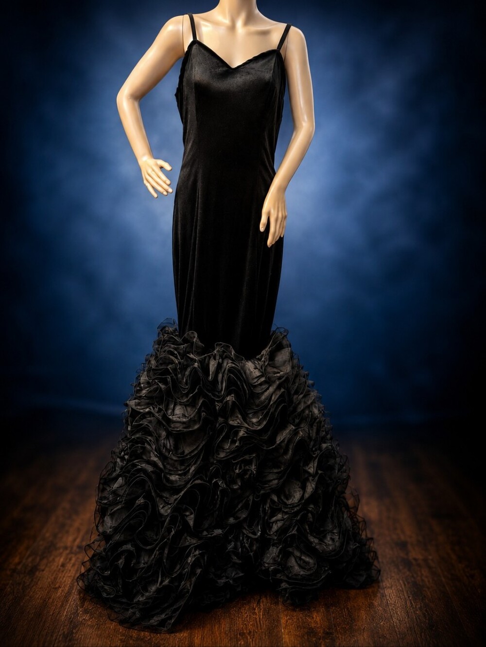 Dramatic MidNight Black Mermaid Giwn